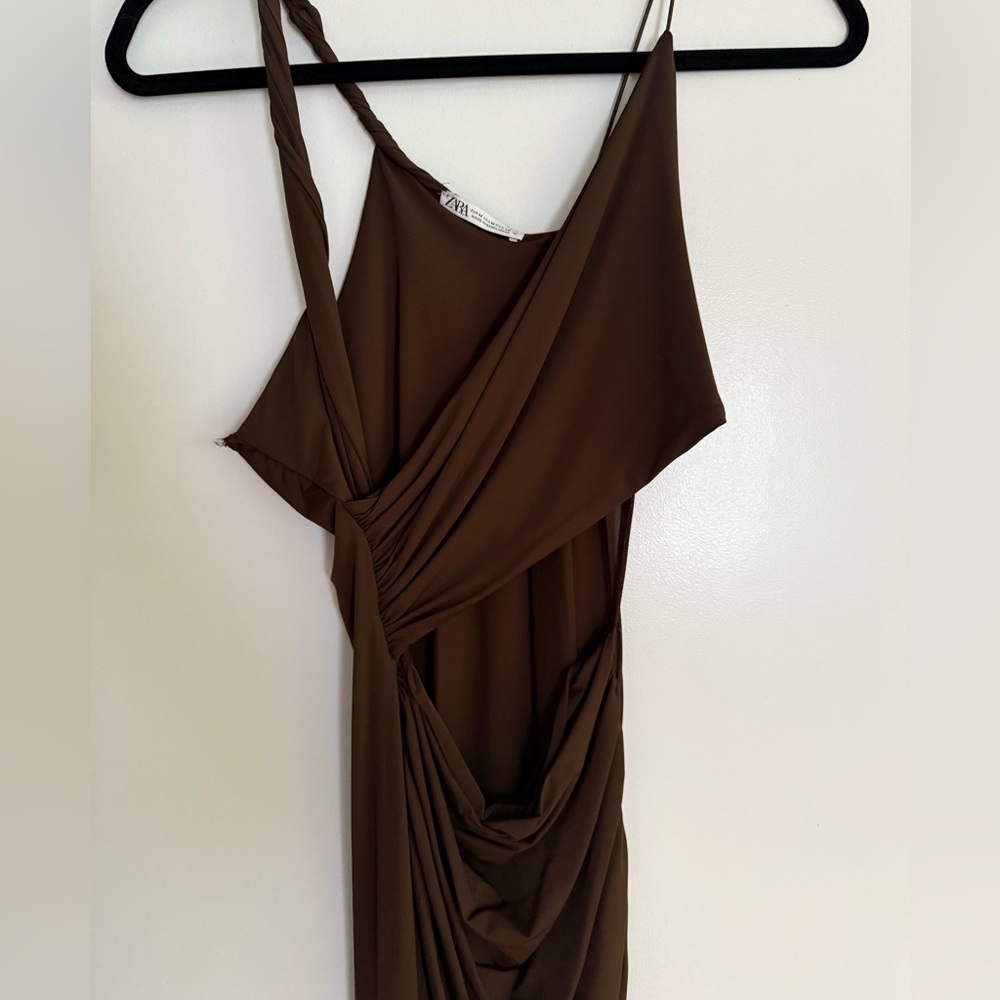 Zara Cut Out Ruched Dress - Picture 3 of 5